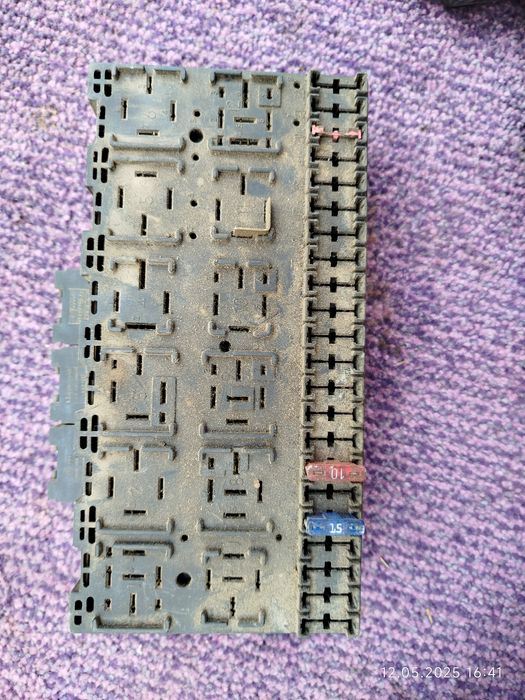 Продам запчасти на автомобиль