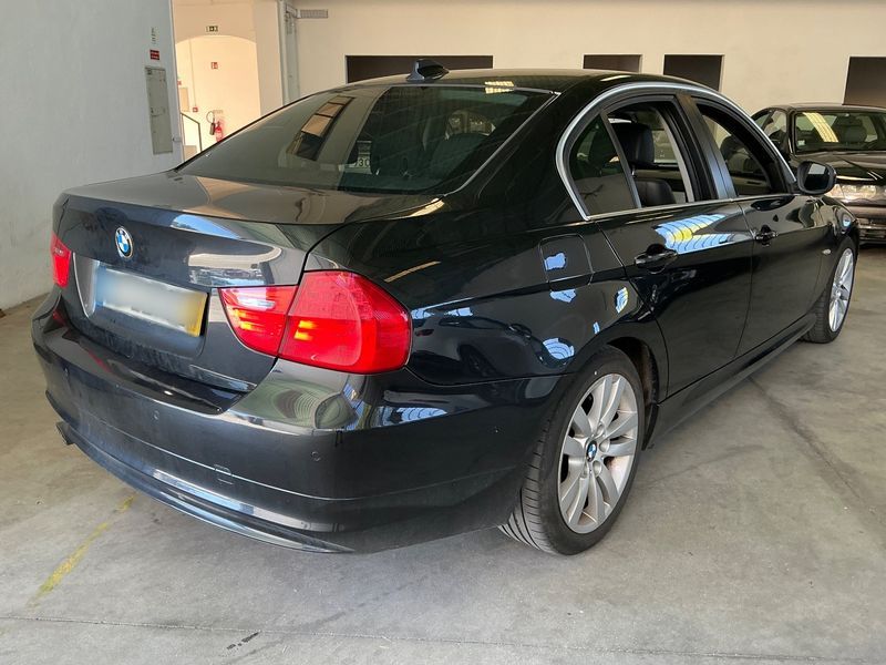 BMW 3er 318d 2010