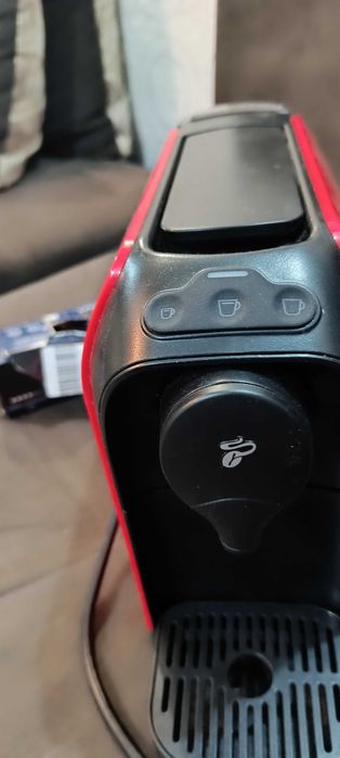 Продавам кафемашина за капсули