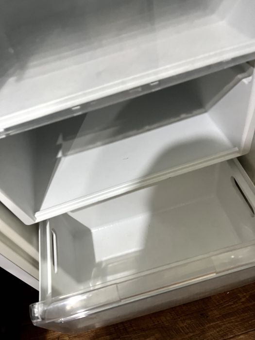 Холодильник Морозильник INDESIT