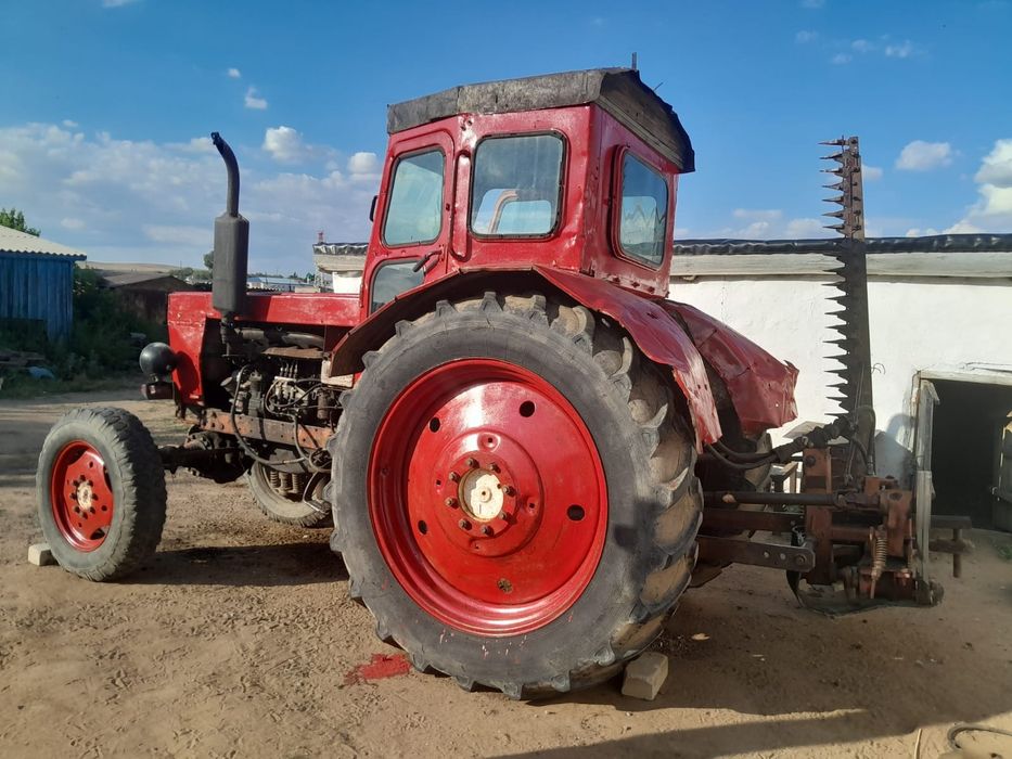 Продам трактор Т-40