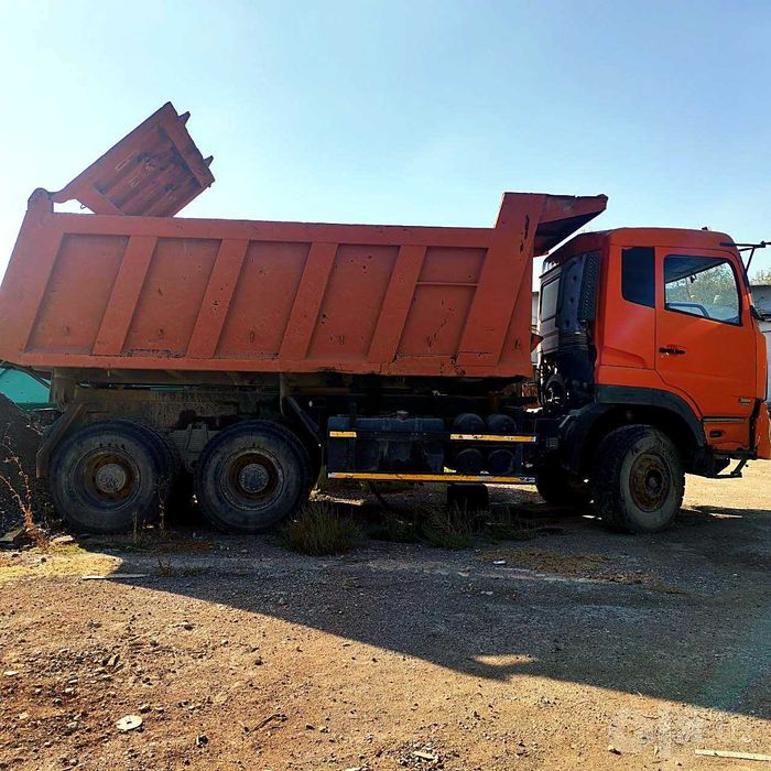 Самосвал / Samosval Dongfeng 6x4, 2010, 315 л.с., на ходу