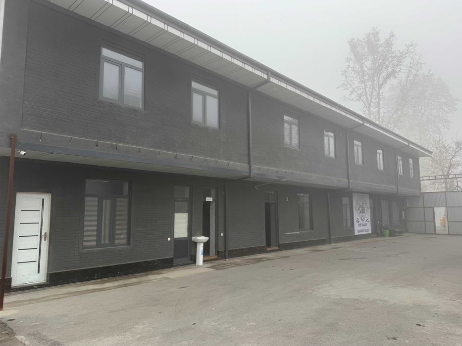 Коммерческое помещение вместе со складом для малого и большого бизнеса