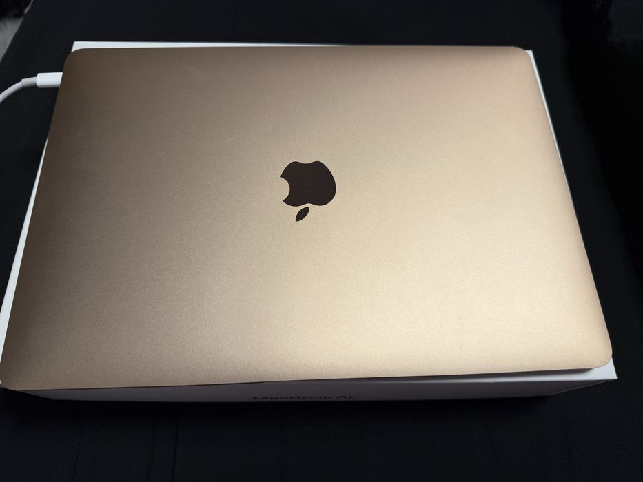 MacBook air M1 2020 Retina