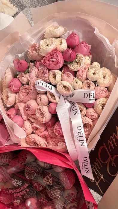 Пионы и кустовые роз продаю