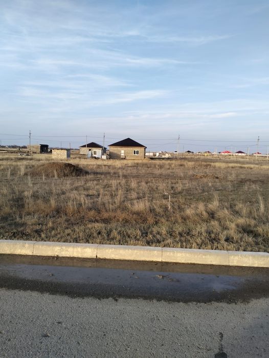 Аралталдан Черновой үй сатылады,обмен машина не предлагать.