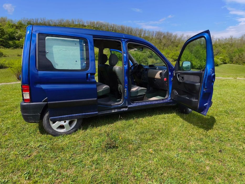 Peugeot partener