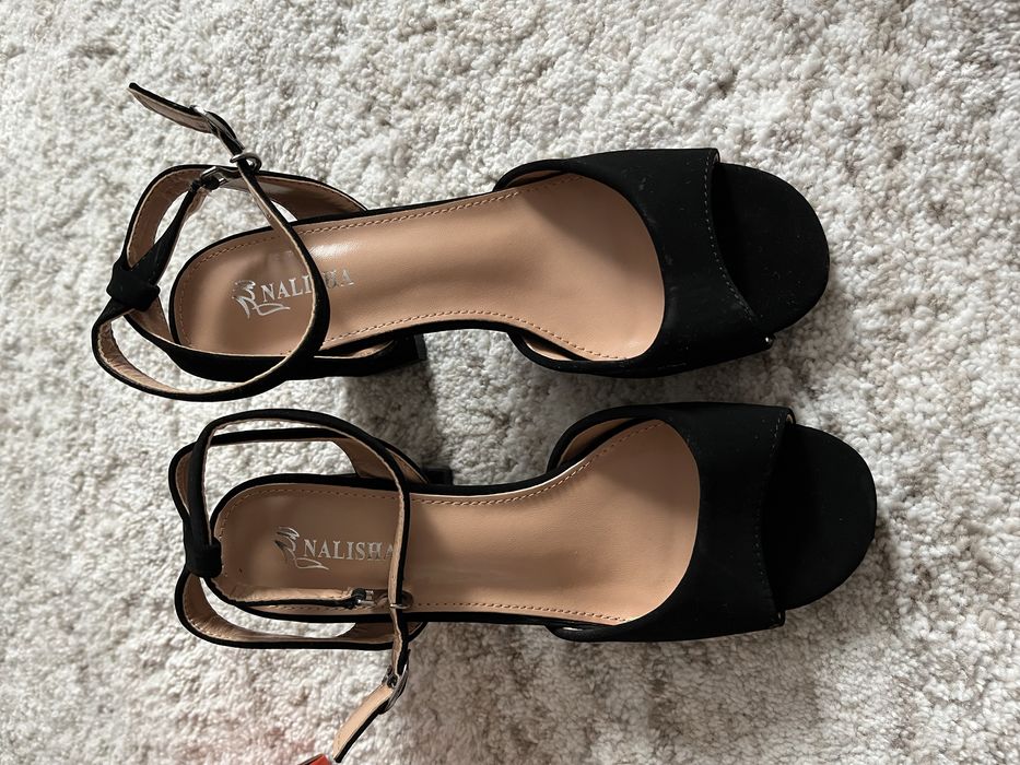 Туфли Босоножки