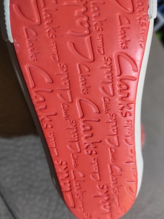 Детски обувки " Кларкс"