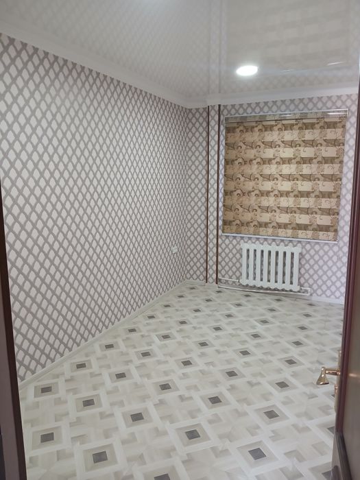 1 каватда 5 хонали квартира сотилади