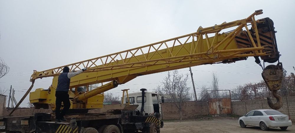 Maz 236 mator yevro 2 karobka shakman balonlari beskamir