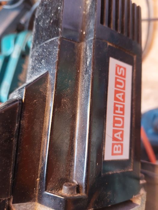 Circular.                  .