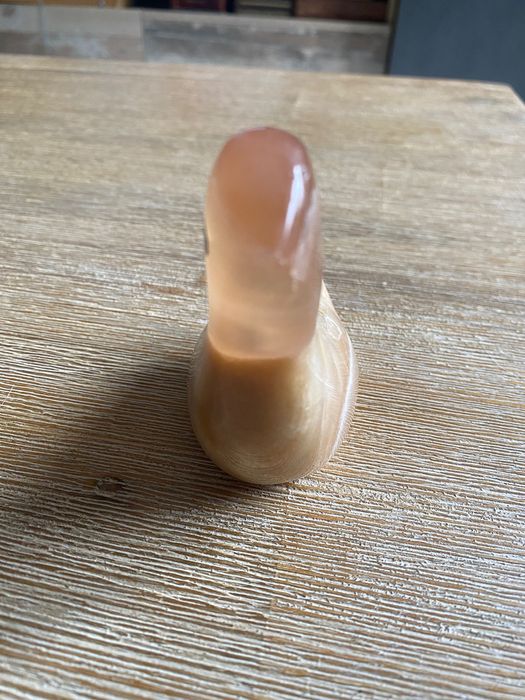 Красива птица от оникс