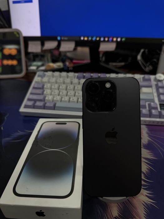 Продам iPhone 14 Pro, 128 ГБ, чёрный