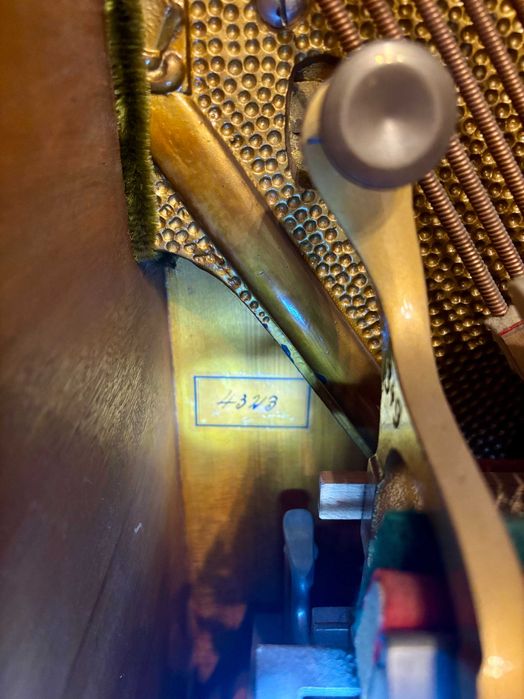 Класическо немско пиано