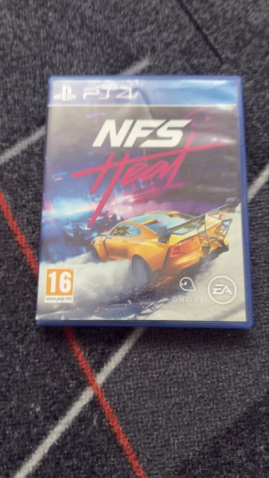 Ps4 pro 1 TB с 6 игри