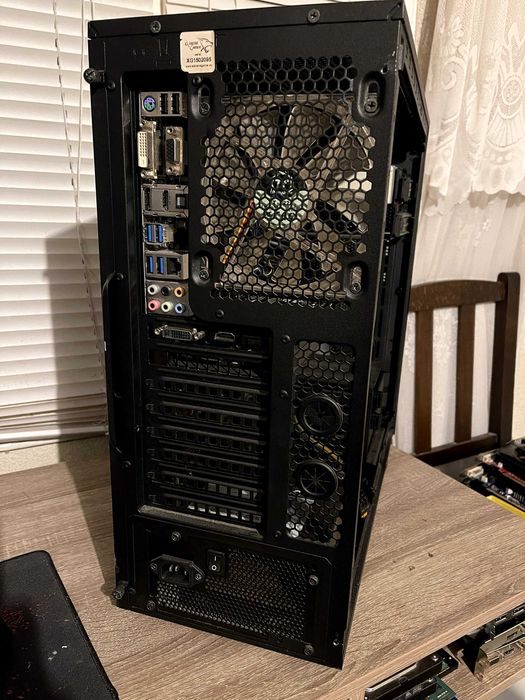 Unitate PC Light Gaming i7-4790 16gb ram gtx 750 ti ssd 128gb hdd 2tb