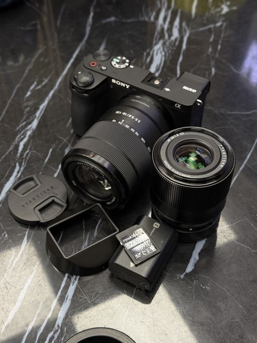 Sony A6700 4K 18-135mm + 56mm f1,8 video kamera 4K 120fps 10-bit 4.4.2
