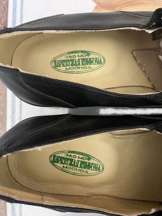 Мужские фабричные туфли 43 размер.