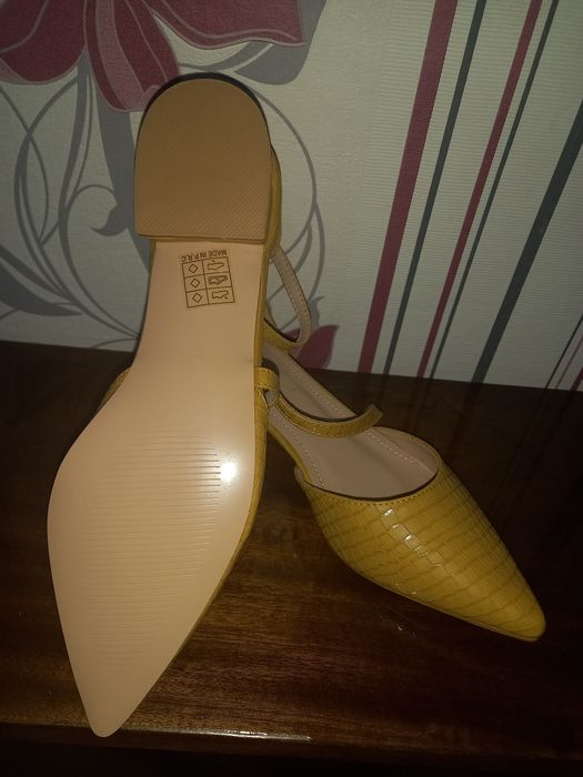Нови, дамски обувки.