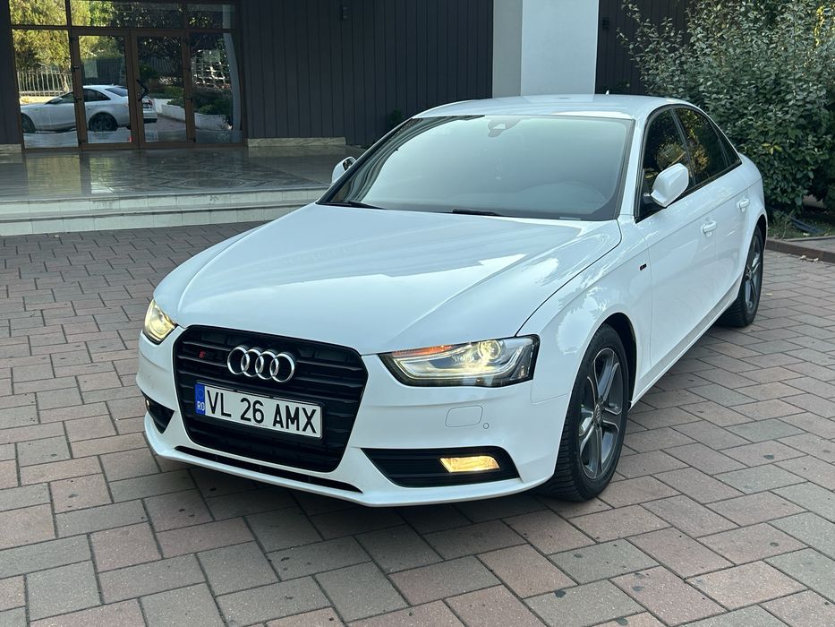 Audi A4 FaceLift Sline 2015 Automat 2.0TDI Alb Perlat Distronic Keyless go Bang&Olufsen Webasto