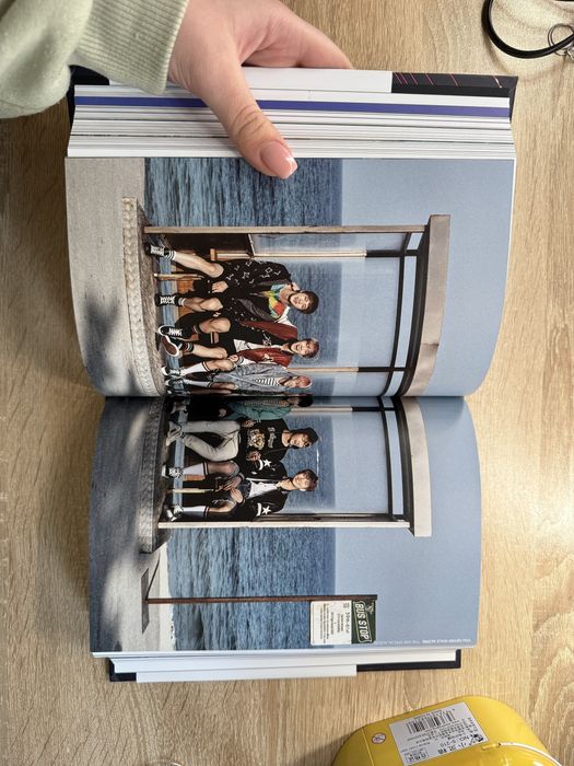 Официалната книга на BTS