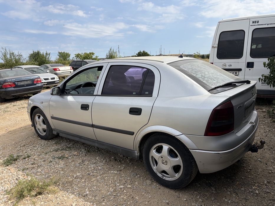 Dezmembrez opel astra g 1.4 / 1.6 /1.8 benzina /1.7 / 2.0 motorina