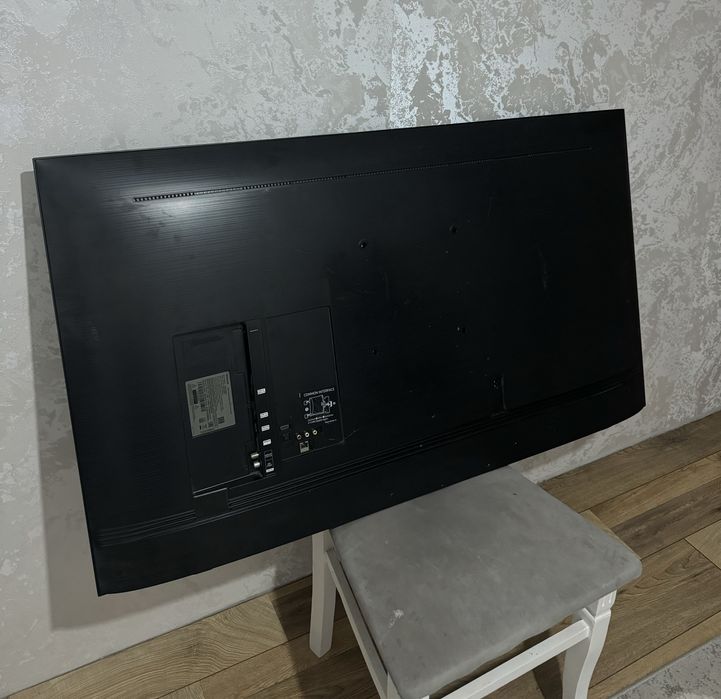 LED телевизор SAMSUNG