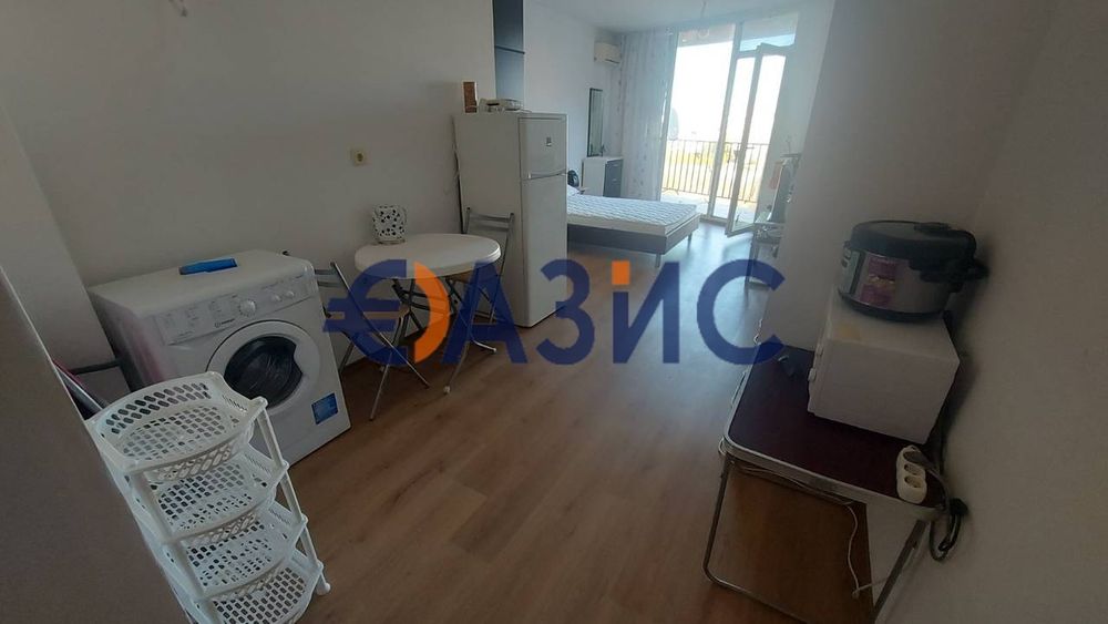 Продава се Едностаен апартамент в к.к. Слънчев бряг - 53 кв.м за 472 €/кв.м - Снимка #1