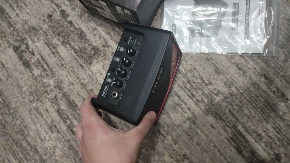 Комбоусилитель nux