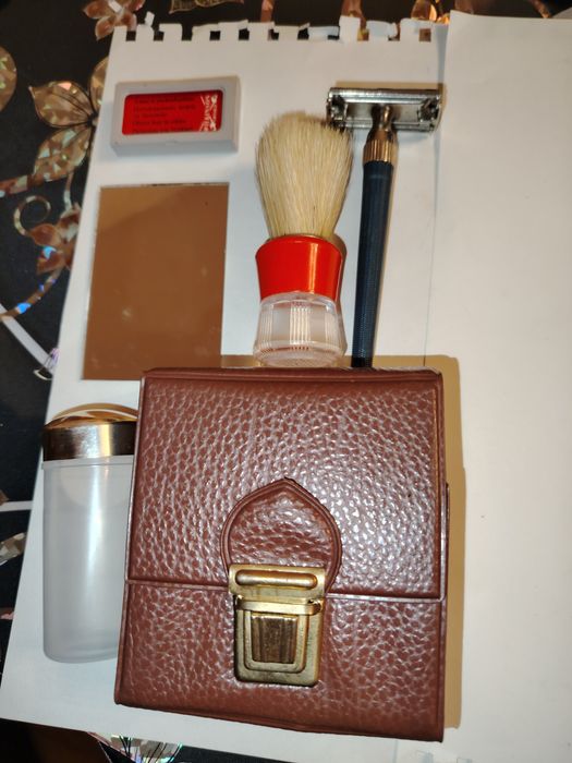 Комплект ретро бръсначка