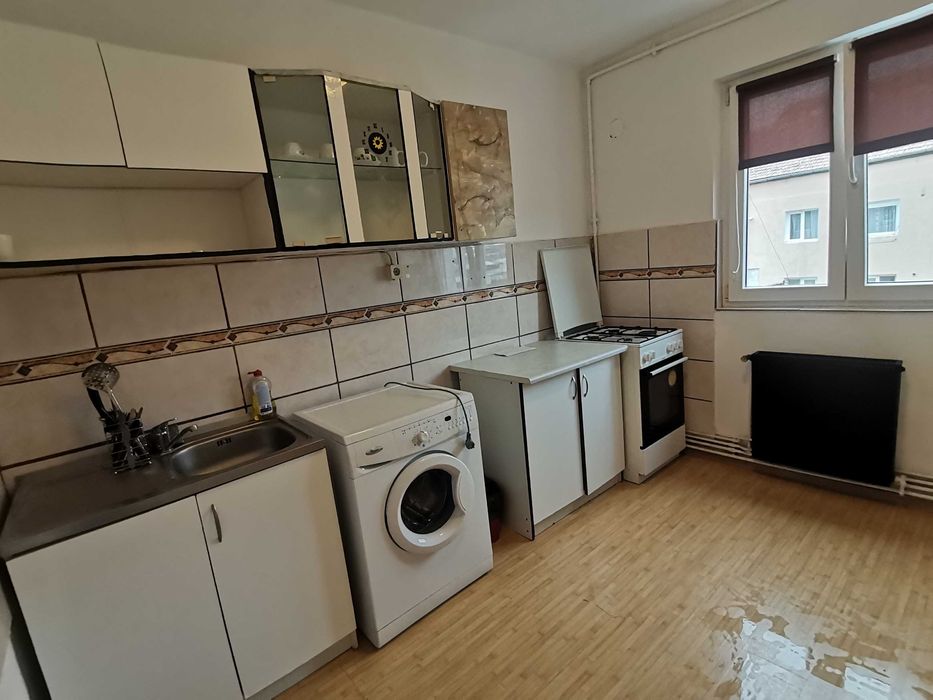 Garsoniera de inchiriat