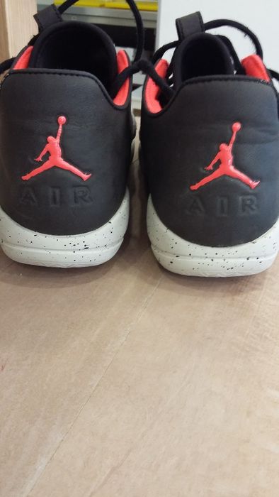 Jordan-Много Запазени