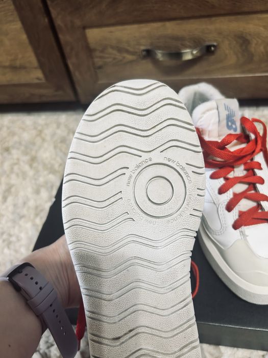 Adidasi New Balance, intr-o conditie foarte buna.