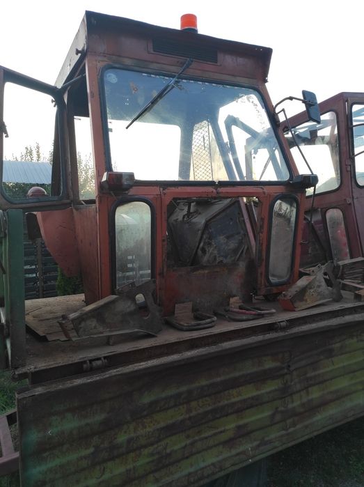 Cabină tractor  trapez u 650