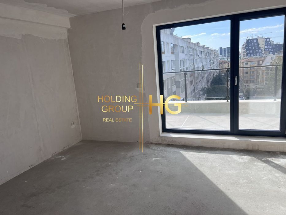 Продава се Тристаен апартамент в Варна, Чайка - 122 кв.м за 2132 €/кв.м - Снимка #3