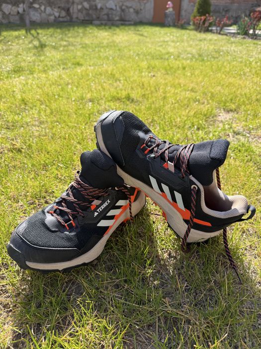 Обувки ADIDAS Terrex AX4, номер 40