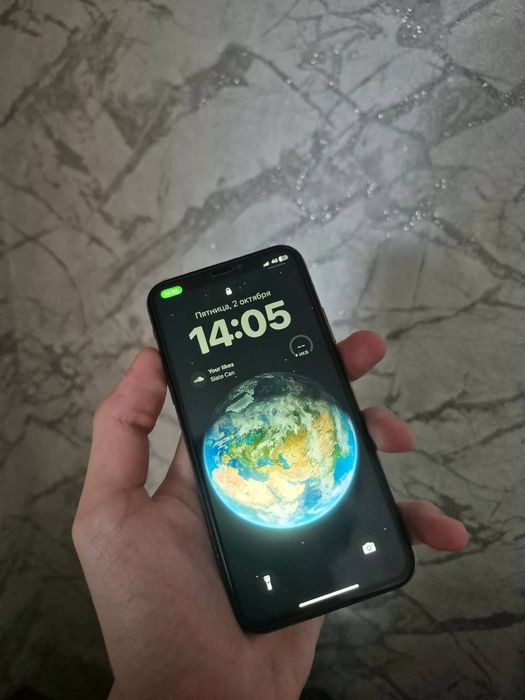 iPhone xs  64гб 77акб