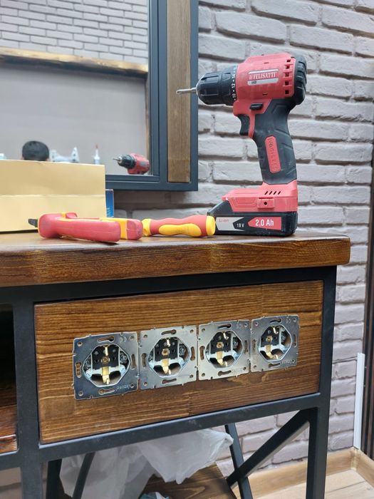 Электрик  адекватный