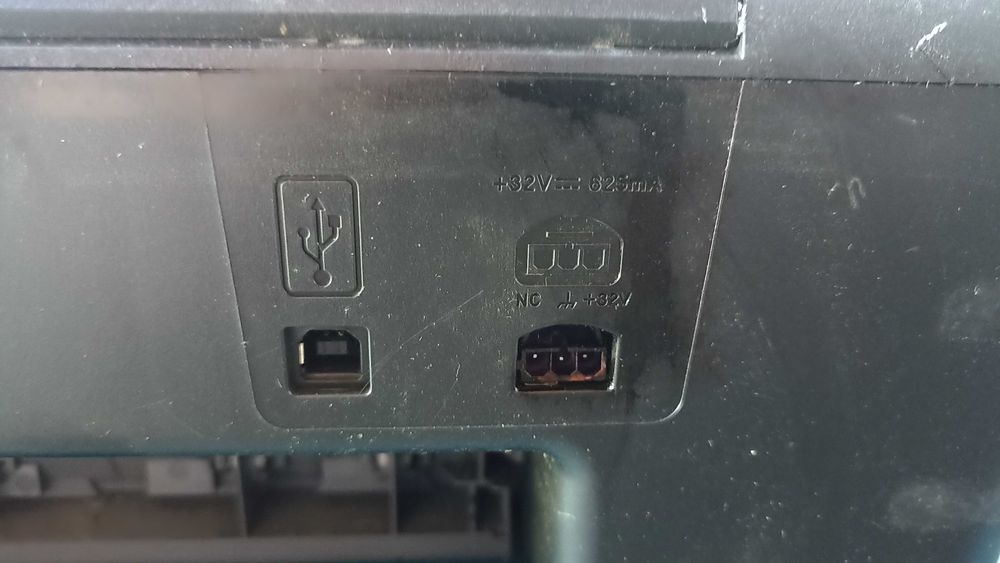 Нерабочий Струйный принтер hp deskjet 2483