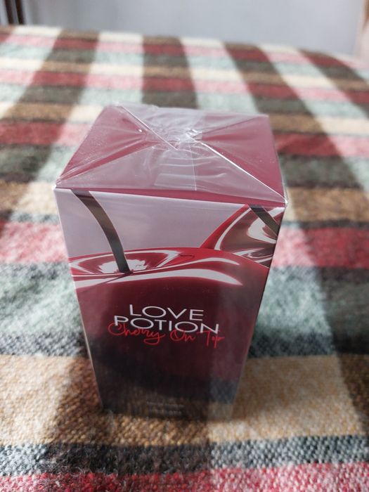 Love potion Cherry on top