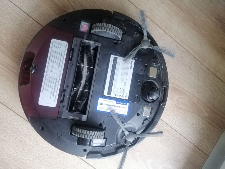 Прахусмукачка робот Bagote BG 700
