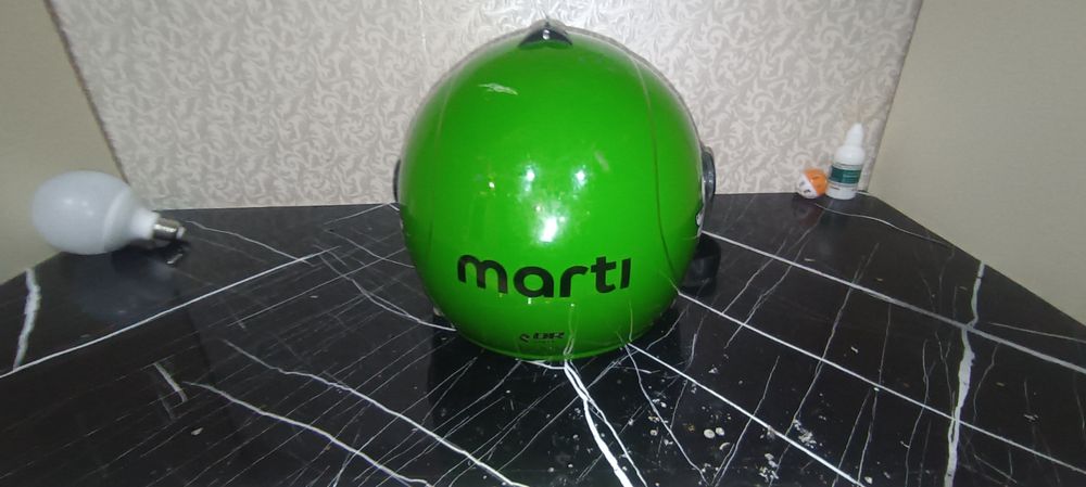 Продам шлем для мотоцикла