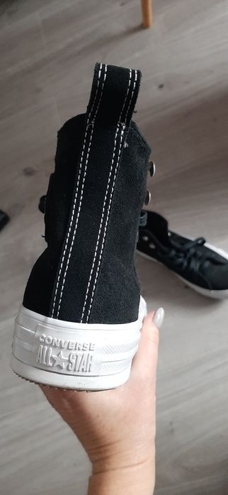 Vand converse marimea36 piele