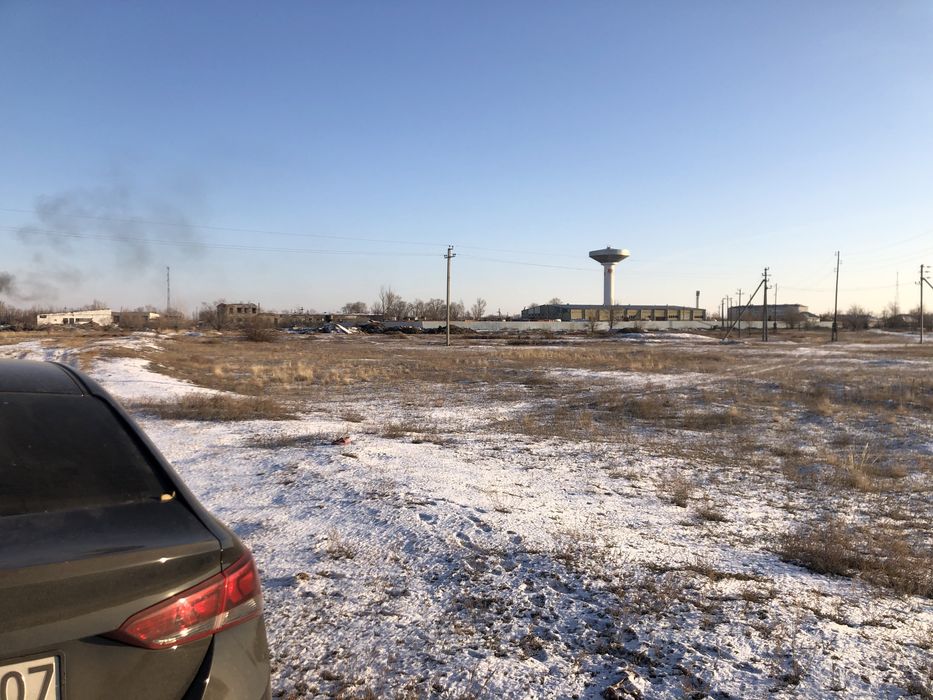 Продам зем участок с ж/д путями