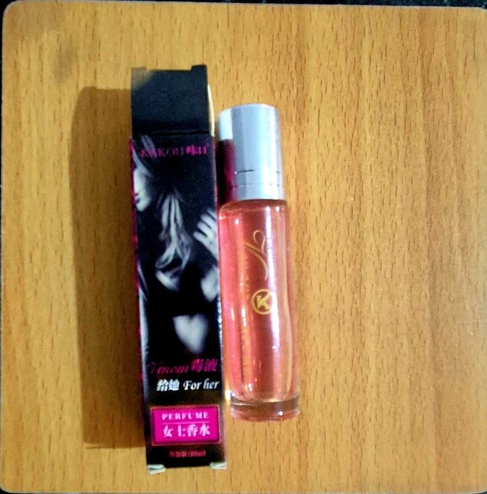 Parfum cu feromoni. Pentru atractia sexului opus
