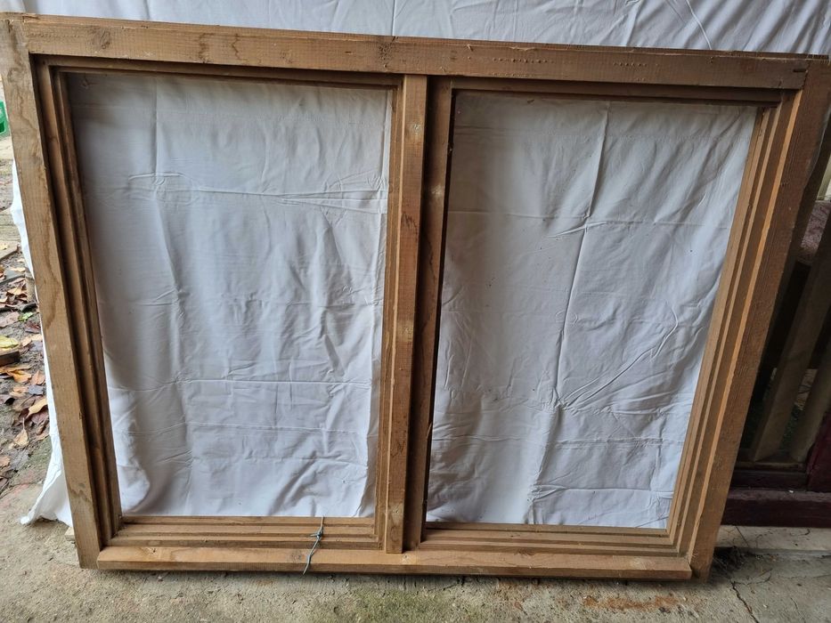 vand geamuri lemn fara sticla