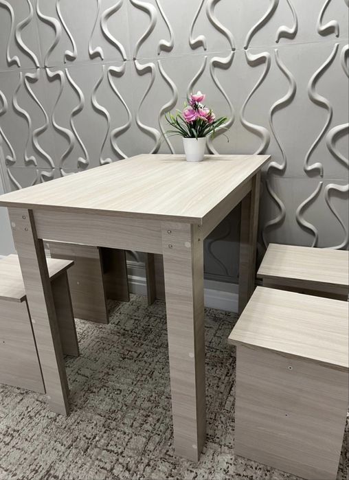 Стол стулья куханные табуретки