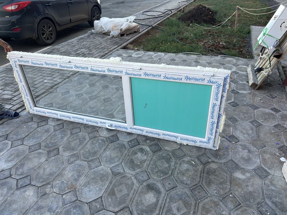 Продам пластиковое окно , дверь