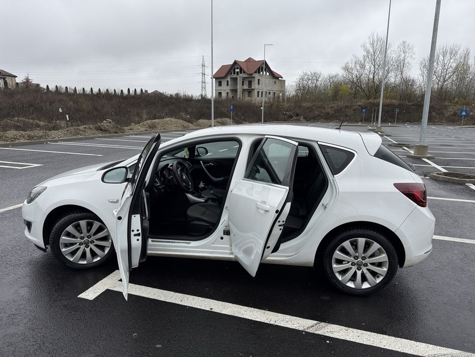 Opel Astra J 2014, 1.4 LPG 140cp (benzina+GPL)